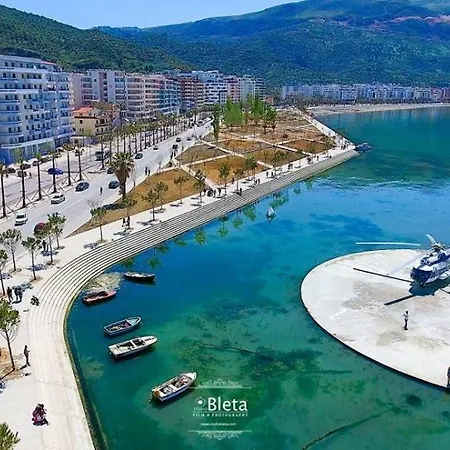 Albaniaroom شقة فلورا